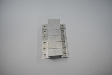 Al Bracket Stamping Metal Stamping Parts Dengan Aluminium Metal Color Surface