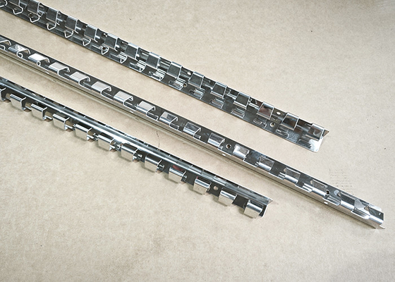 Bagian Stamping Logam Kit Tirai Strip PVC Lengkap Dengan Rel Gantung